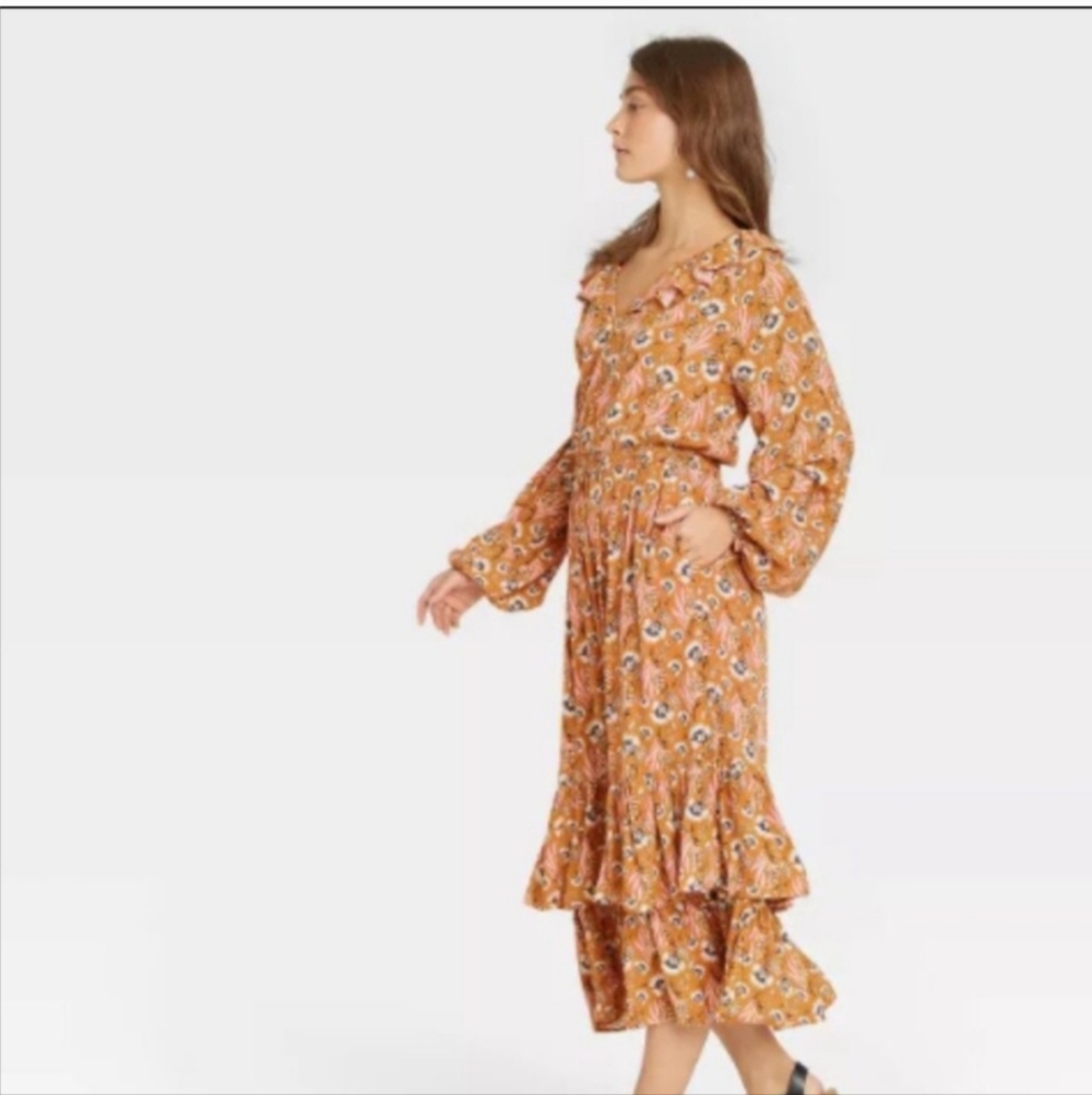 Universal Thread Dress Size Medium Tan Balloon Lo… - image 3